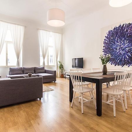 Mighty Prague Apartments Truhlarska Εξωτερικό φωτογραφία