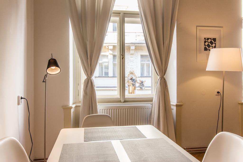 Mighty Prague Apartments Truhlarska Εξωτερικό φωτογραφία
