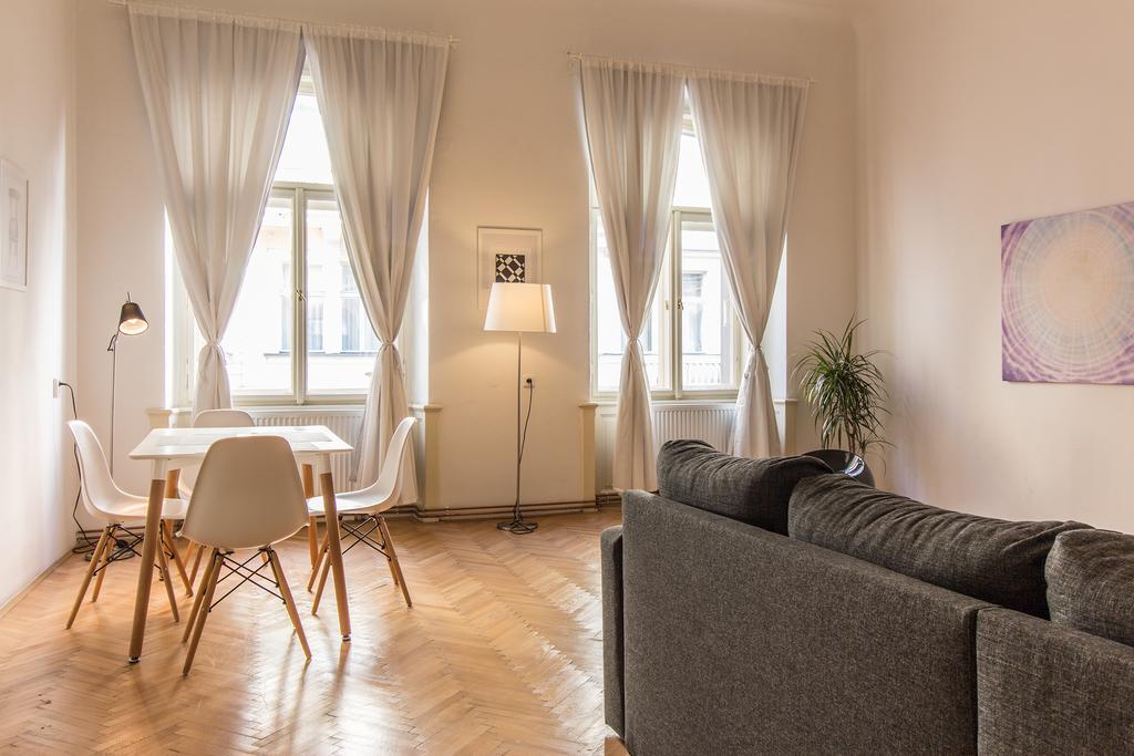 Mighty Prague Apartments Truhlarska Εξωτερικό φωτογραφία