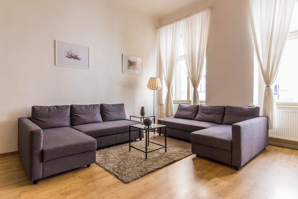 Mighty Prague Apartments Truhlarska Εξωτερικό φωτογραφία