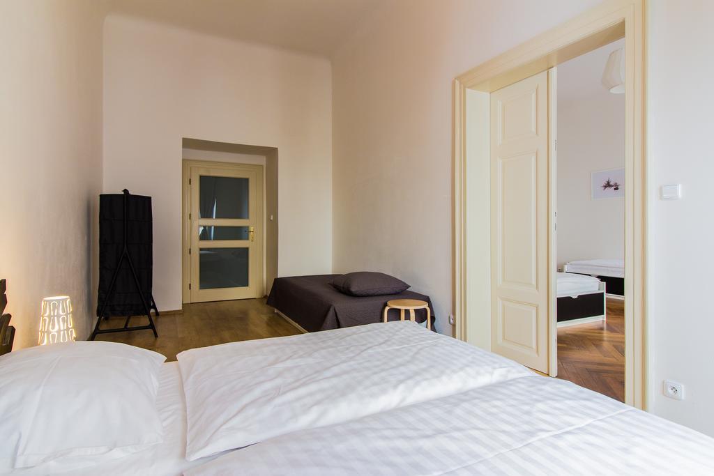 Mighty Prague Apartments Truhlarska Εξωτερικό φωτογραφία