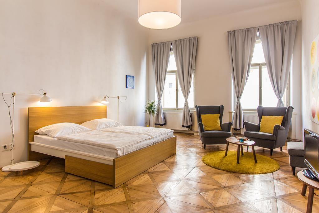 Mighty Prague Apartments Truhlarska Εξωτερικό φωτογραφία