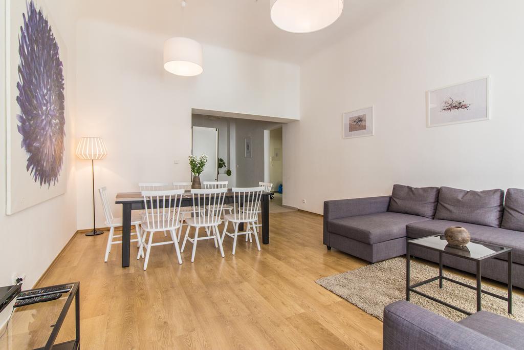 Mighty Prague Apartments Truhlarska Εξωτερικό φωτογραφία